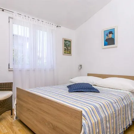 Vedro Kanica Апартаменты Рогозница